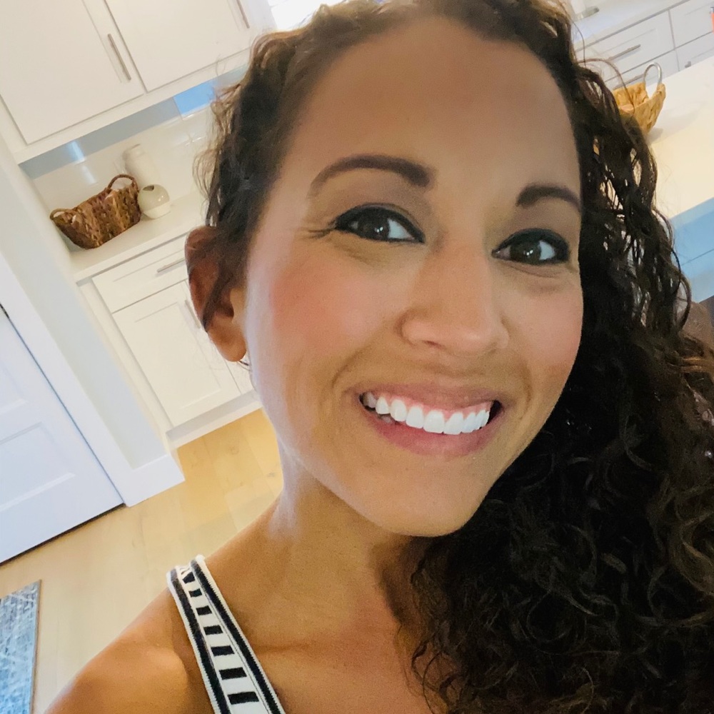 Meet your Posher, Stephanie